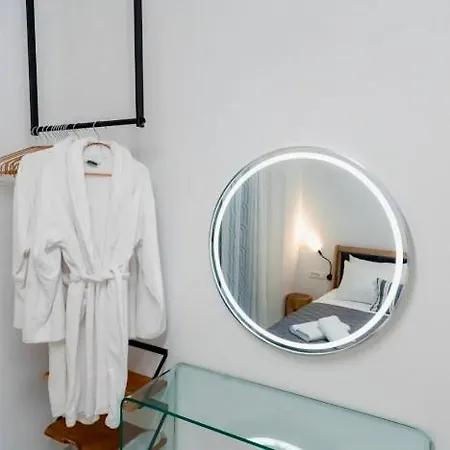 Sunny Nest 익시아