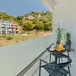 Sunny Nest * איקסיה