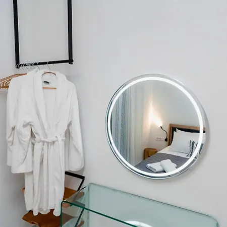 Sunny Nest Apartment *
