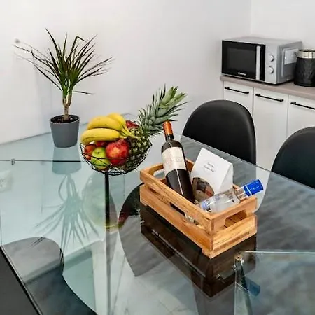 דירה Sunny Nest איקסיה