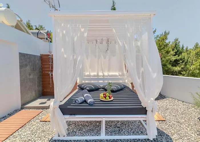 Sunny Nest Apartament *