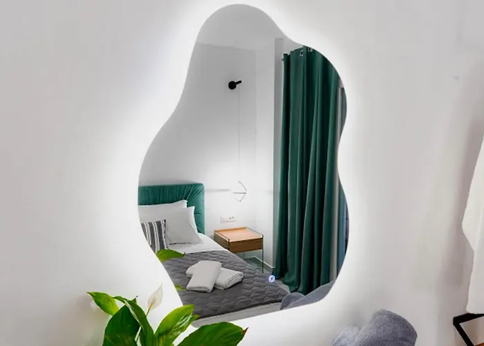 Sunny Nest 익시아