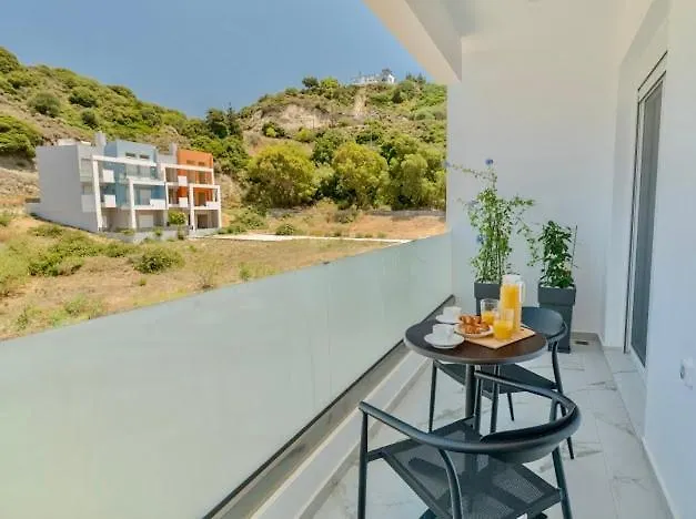 Sunny Nest * Ixia (Rhodes)