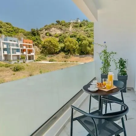 Sunny Nest * Ixia (Rhodes)